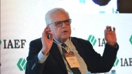 Ricardo López Murphy se quejó de las "tasas intergalácticas" y del "hipodólar" y acusó al Gobierno de "emitir a lo loco"