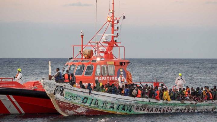 Reino Unido endurece su política migratoria tras cifras récord de inmigración