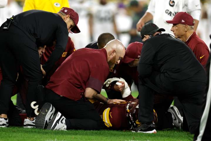 Deatrich Wise injury: Former Patriots captain carted off with scary injury