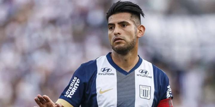 Alianza Lima le aplicó castigo a Carlos Zambrano tras expulsión ante Cienciano: “Ha venido sucediendo muy seguido y es muy incómodo”