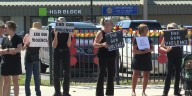 Silent vigil held in Niles for victims of gun violence