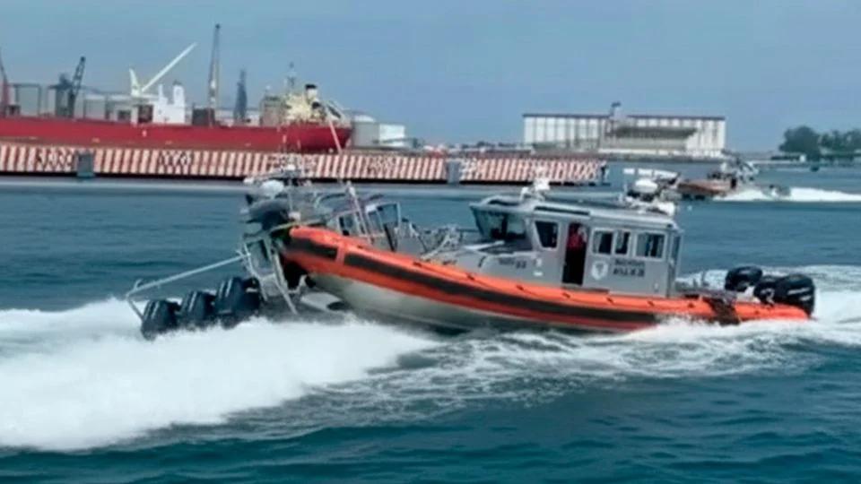 Chocan dos embarcaciones de la Marina en Veracruz