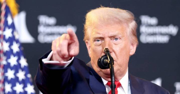 Trump anunció que militares de EE.UU hundieron un barco narco que salió de Venezuela