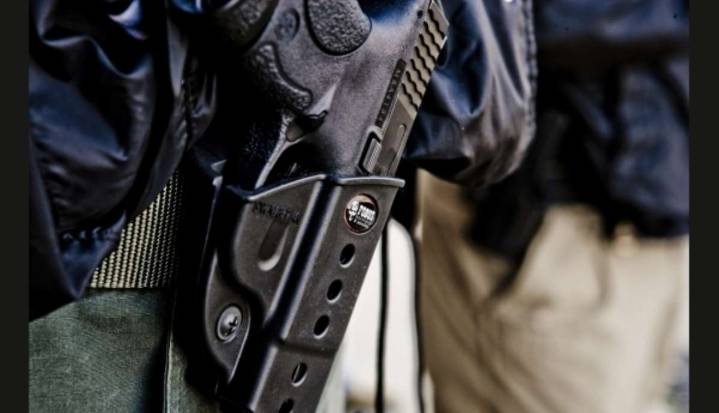 Florida's ban on openly carrying guns is unconstitutional, state appeals court rules