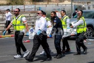 Deja tiroteo en Jerusalén  seis muertos y ocho heridos
