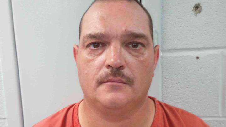 Man charged with registered sex offender near school restrictions in Logan County