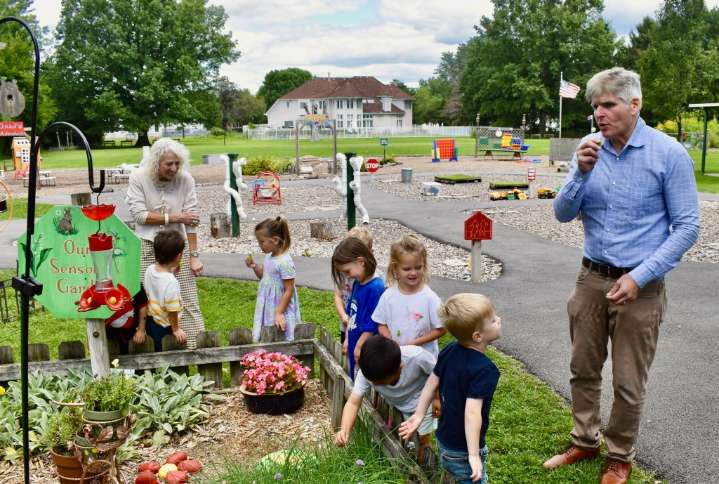 Teaching through play, nature is Naperville school's philosophy