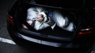 El momento en el que los carros cambiaron para siempre: un secuestro, clave para funciones que hoy son obligatorias