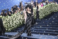 Demi Moore respalda a la esposa de Bruce Willis por cómo lo ha cuidado