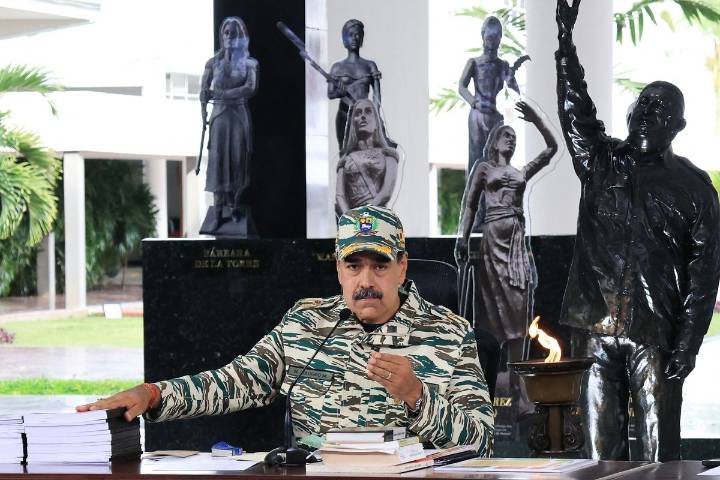 Maduro dice que "ninguna de las diferencias" con EU "puede llevar a un conflicto militar"