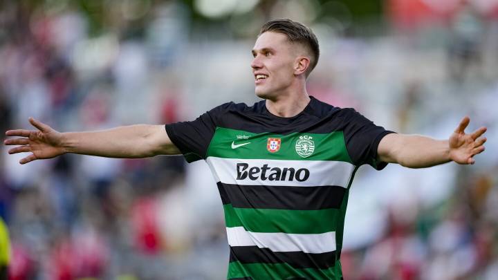 Arsenal's Viktor Gyokeres wins Gerd Muller Trophy as top striker in world