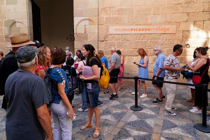Puertas abiertas en 33 museos, centros expositivos y monumentos de la capital por el Día del Turismo