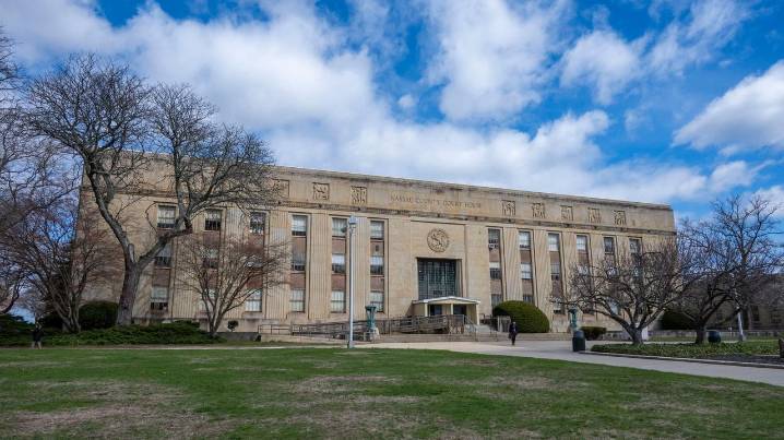 Former Nassau probation officer pleads guilty to misconduct