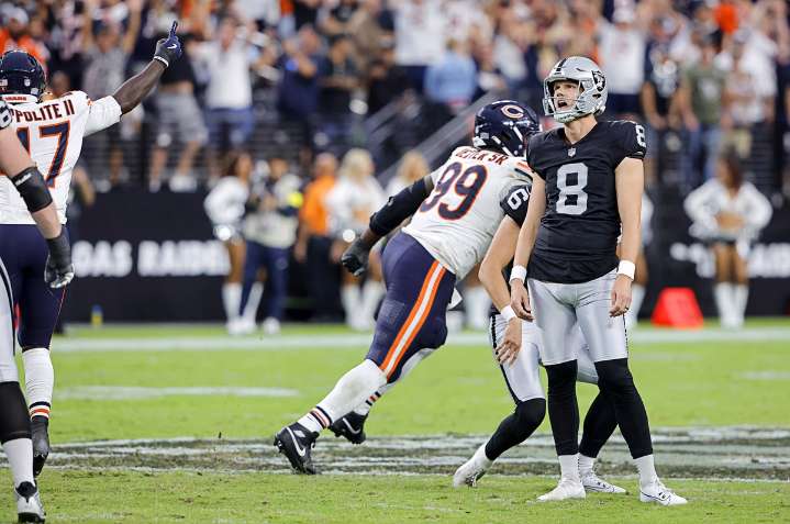 Raiders unravel against Bears for third straight defeat