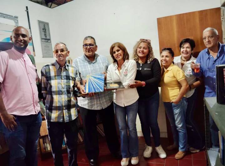 Inauguran biblioteca “Aura Salas Pisani” en sede del CIAV