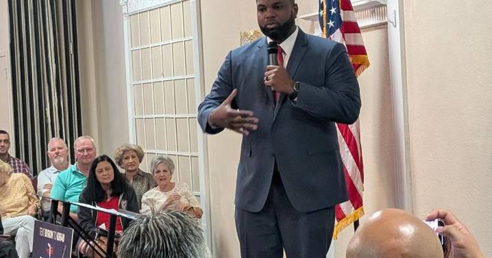 Byron Donalds gets specific on education, property taxes in Tampa campaign stop