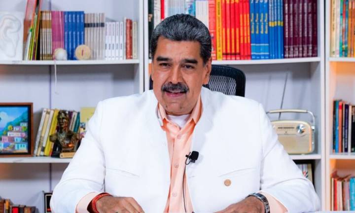 Hinterlaces: Maduro cuenta con el 65% de opinión positiva