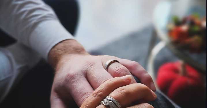 Woman reunited with missing wedding ring via Facebook