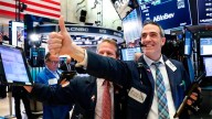Bonos y acciones argentinas suben hasta 8% en Wall Street tras el anuncio del Tesoro de EE.UU.