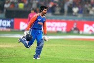 India beats Pakistan by 5 wickets to win cricket's Asia Cup with 2 balls remaining