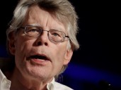 Stephen King y su teoría de por qué la gente prefiere ver películas en streaming en lugar de ir al cine