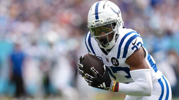 Colts Kenny Moore sets record vs Titans with pick