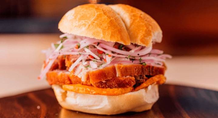 Pan con chicharrón se corona campeón del Mundial de Desayunos