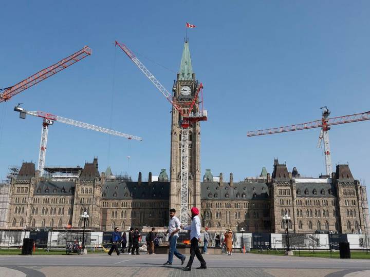Ottawa budget watchdog projects $68.5 billion deficit this year
