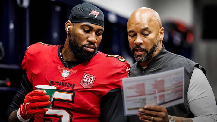 Haason Reddick Credits Larry Foote with Career Rise