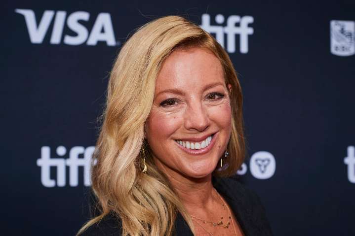 Famous singer cancels performances at film premiere over Jimmy Kimmel suspension