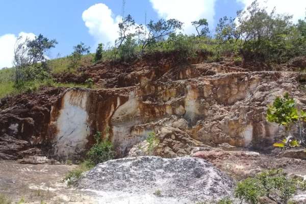 Venezuela exportará 360 mil toneladas de arcilla blanca al año