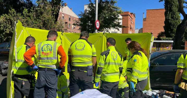 Muere un motorista tras perder el control y colisionar con varios coches en Arturo Soria (Madrid)