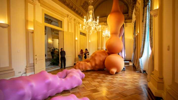 La felicidad de una bienal, ¿por qué Bogotá es hoy un centro del arte internacional?
