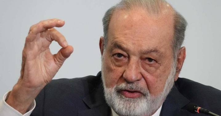 Firma Carlos Slim contrato con Pemex por mil 991 mdd para perforación
