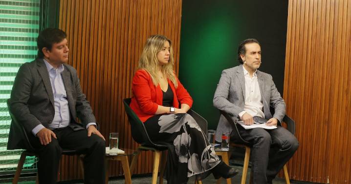 Conversatorio: “Cómo pensamos y actuamos en torno a la seguridad vial en Chile”
