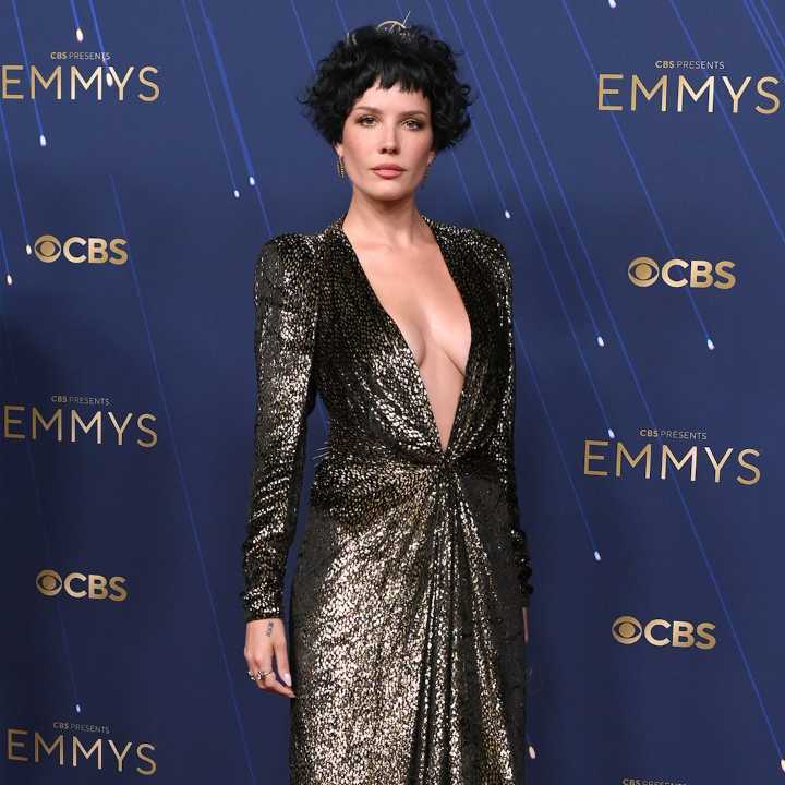 Halsey Details Undergoing Chemotherapy 