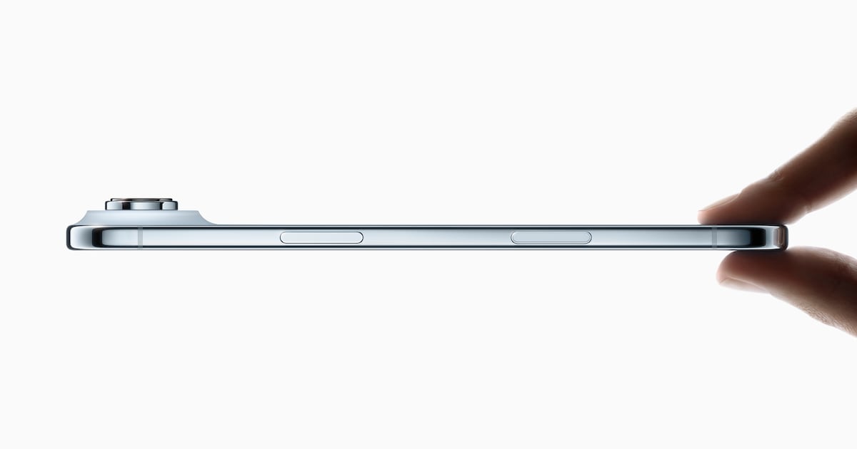 Apple Unveils Skinniest iPhone Ever