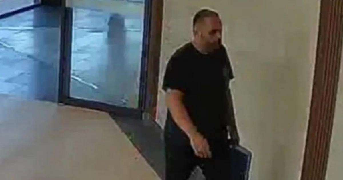 Moment man strolls into hospital before killing ex with shotgun in front of patients