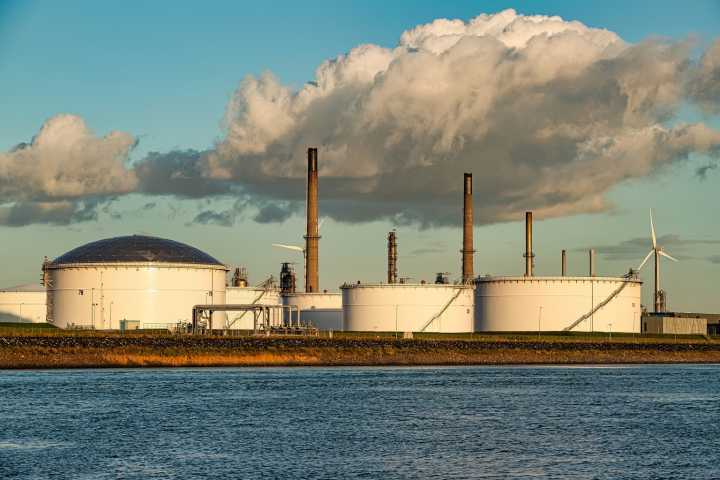 BP Stock: Strategic Realignment And Cost-Saving Initiatives Expand Profitability (NYSE:BP)
