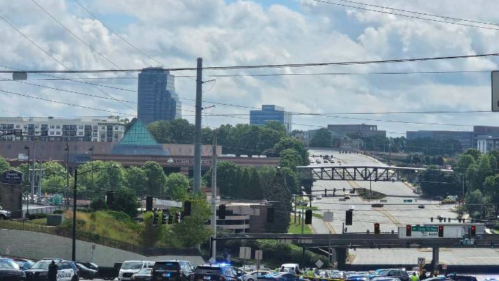 Police activity closes portion of Cobb Parkway near Circle 75 Parkway