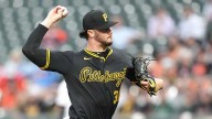 Skenes surpasses 200 strikeouts for the Pirates in a 10