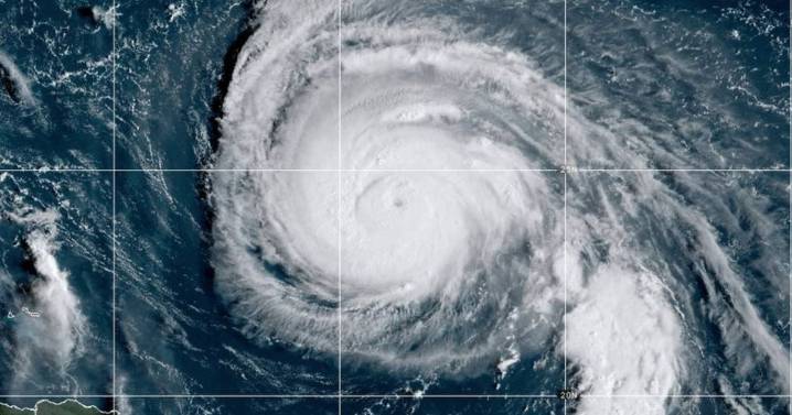 Met Office warning as Hurricane Humberto to unleash 'big one' 70mph storm on UK