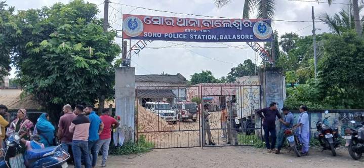Tension during India-Pakistan match: Locals gherao Soro PS in Balasore over alleged police excesses