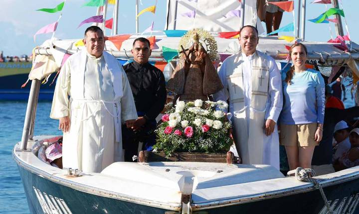 Isla Mujeres celebra la XXVI Procesión Marítima hacia la Isla de Contoy en honor a la Virgen de la Caridad del Cobre