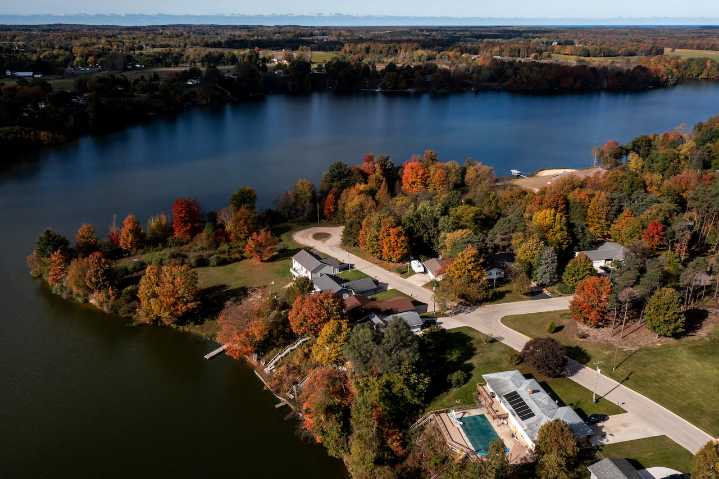 Live music, art competition and scenic cycling tour kick off fall Up North