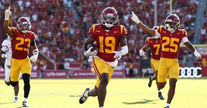 How Bishop Fitzgerald's roots as a quarterback helped him become a prolific USC safety
