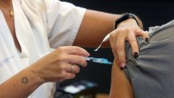 El Sespa refuerza la vacunación frente al virus respiratorio sincitial en mayores de 60 años