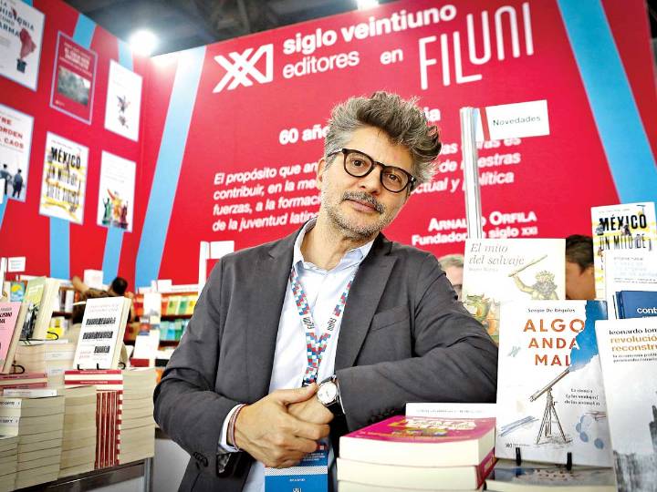 Responden a las exigencias de los nuevos lectores; Siglo XXI editores, 60 años