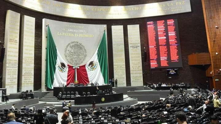 Diputados Aprueban Prohibir la Venta de Bebidas Energéticas a Menores de Edad en México