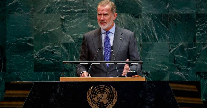 Felipe VI implora a Israel que "detenga ya esta masacre"